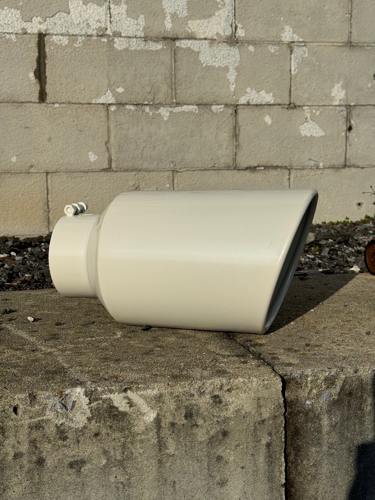 Pearl White Exhaust Tip