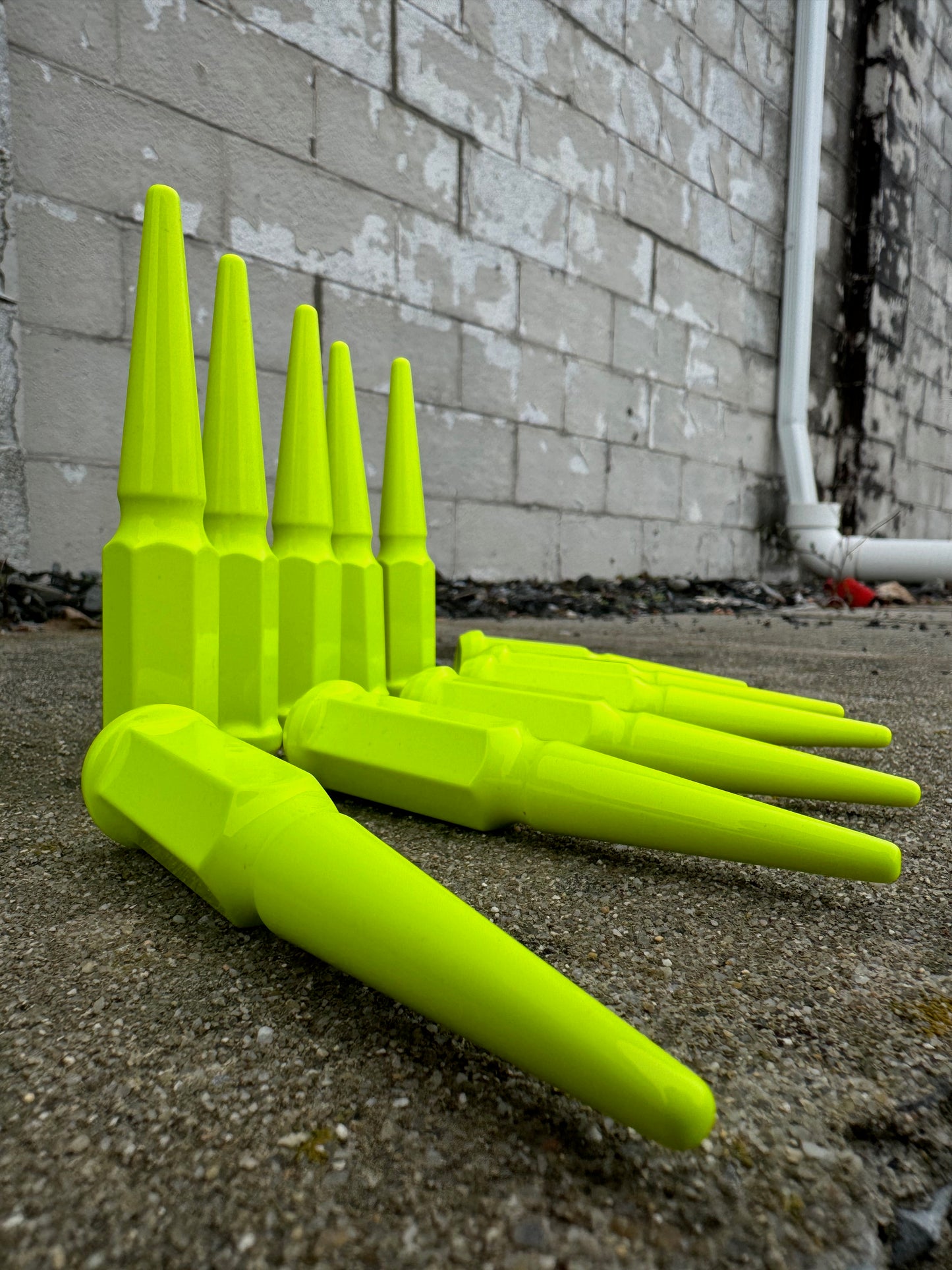 Neon Yellow Spike Lug Nuts