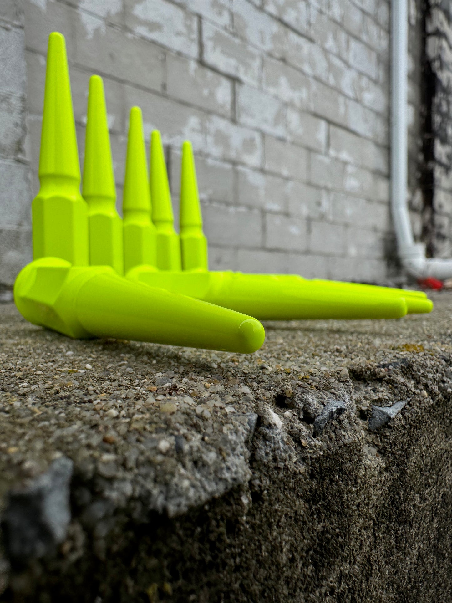 Neon Yellow Spike Lug Nuts