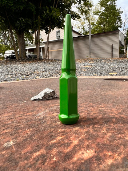 Candy John Deere Green Spike Lug Nut