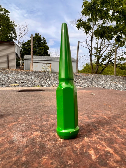 Candy John Deere Green Spike Lug Nut