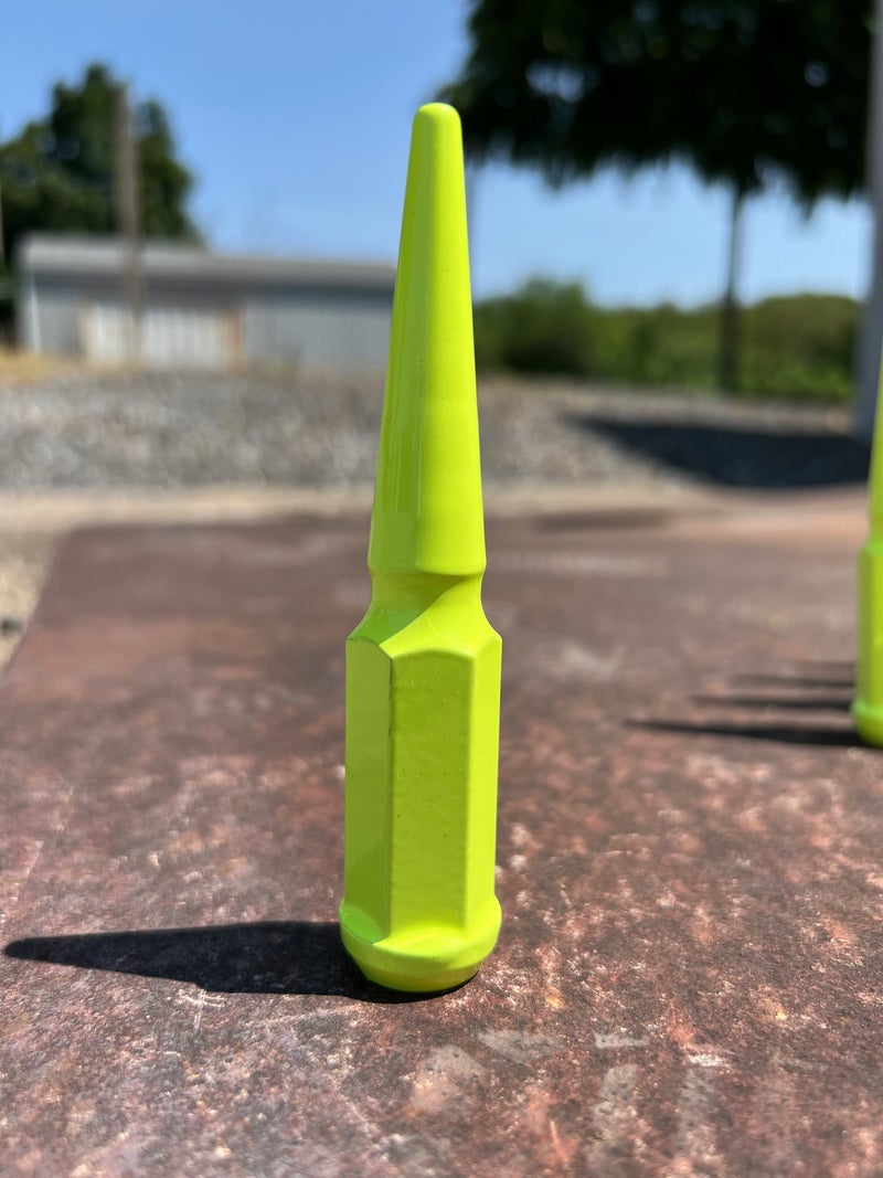 Fluorescent Yellow Spike Lug Nuts