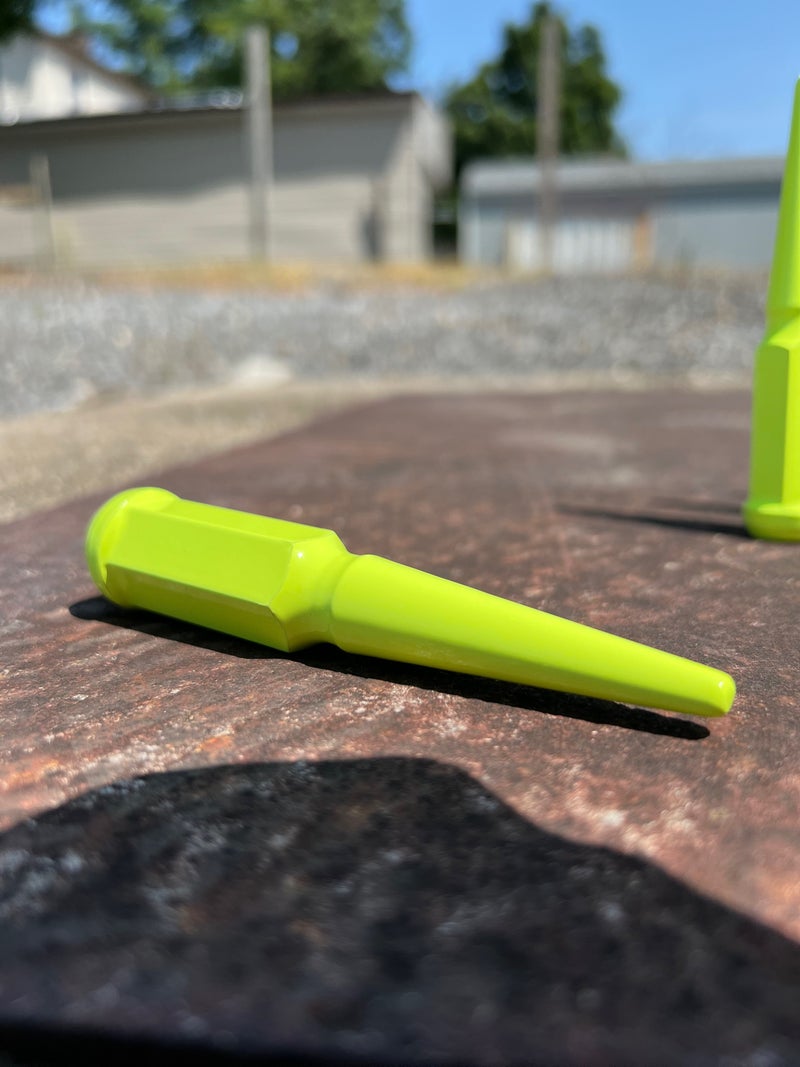 Fluorescent Yellow Spike Lug Nuts