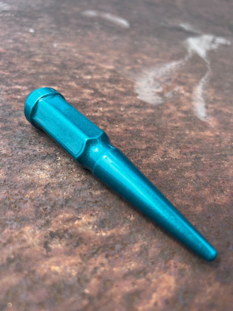 Candy Teal Spike Lug Nut